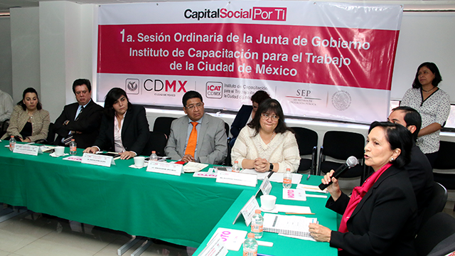 FOTO_AMALIA_GARCIA_MEDINA_Primera Sesión Ordinaria de la Junta de Gobierno del Instituto de Capacitación para el Trabajo CDMX_ICAT_20022017_PORT.bmp