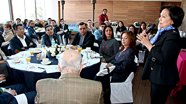 FOTO_AMALIA_GARCIA_MEDINA_Reunion con directores de empresas en recursos humanos_03032017_GALERIA_06_.bmp