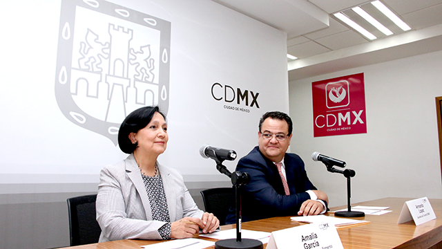 FOTO_AMALIA_GARCIA_MEDINA_Conferencia de prensa en GDF para anuncias la Feria del Empleo Turistico y Restaurantero_15052017_PORTADA_01_.bmp