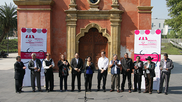 FOTO_AMALIA_GARCIA_MEDINA_Semana de la Salud y Afiliacion al Seguro Popular para los Trabajadores no Asalariados del Programa Medico en Tu Chamba_13072017_PORTADA_02_.bmp