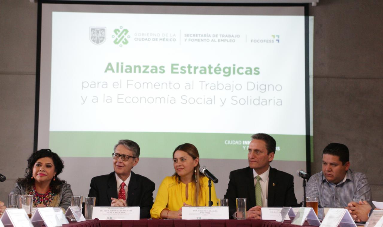 Firma convenios alianza estratégica trabajo digno 25042019- 4.jpeg