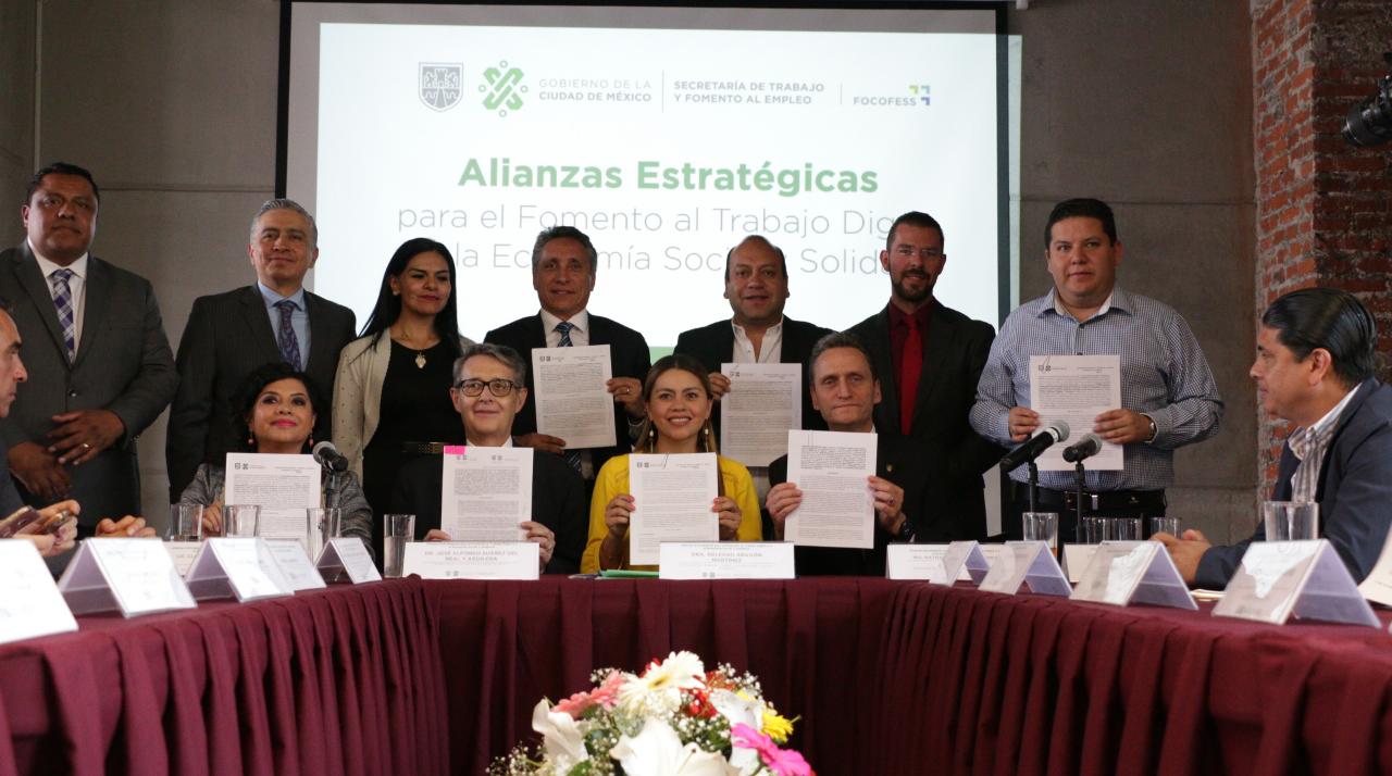 Firma convenios alianza estratégica trabajo digno 25042019- 8.jpeg